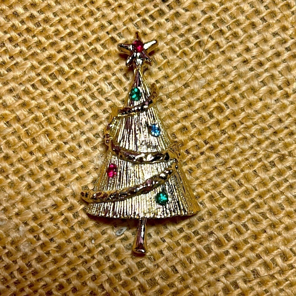 Christmas Tree🎄 Pin